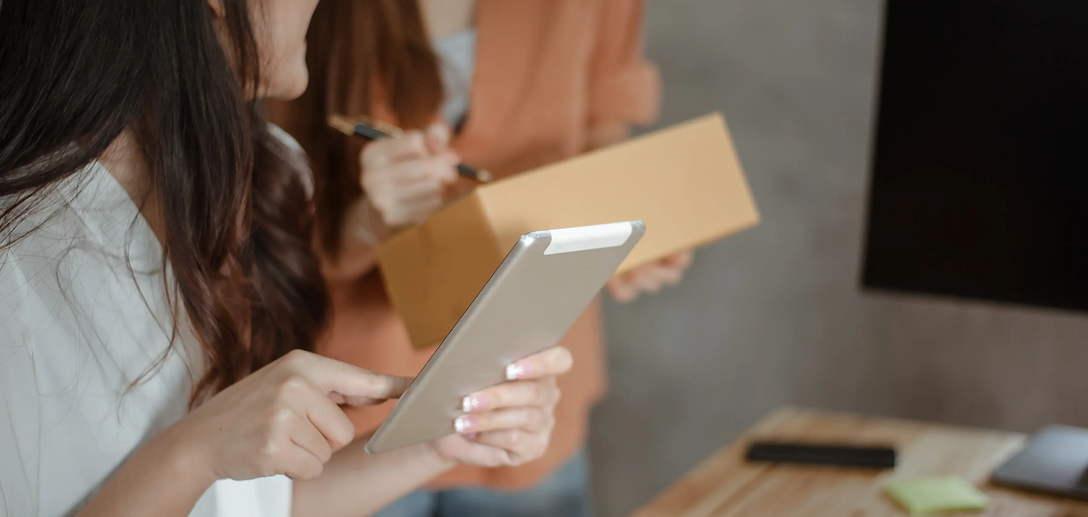  Maintaining and re-architecting a supply chain management system